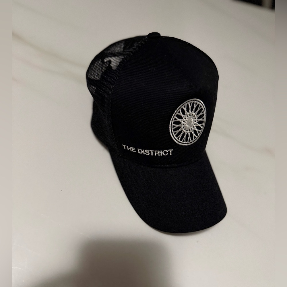 SoulCycle Trucker Hat Snapback Adjustable Breathable Mesh Back Luxury Athleisure